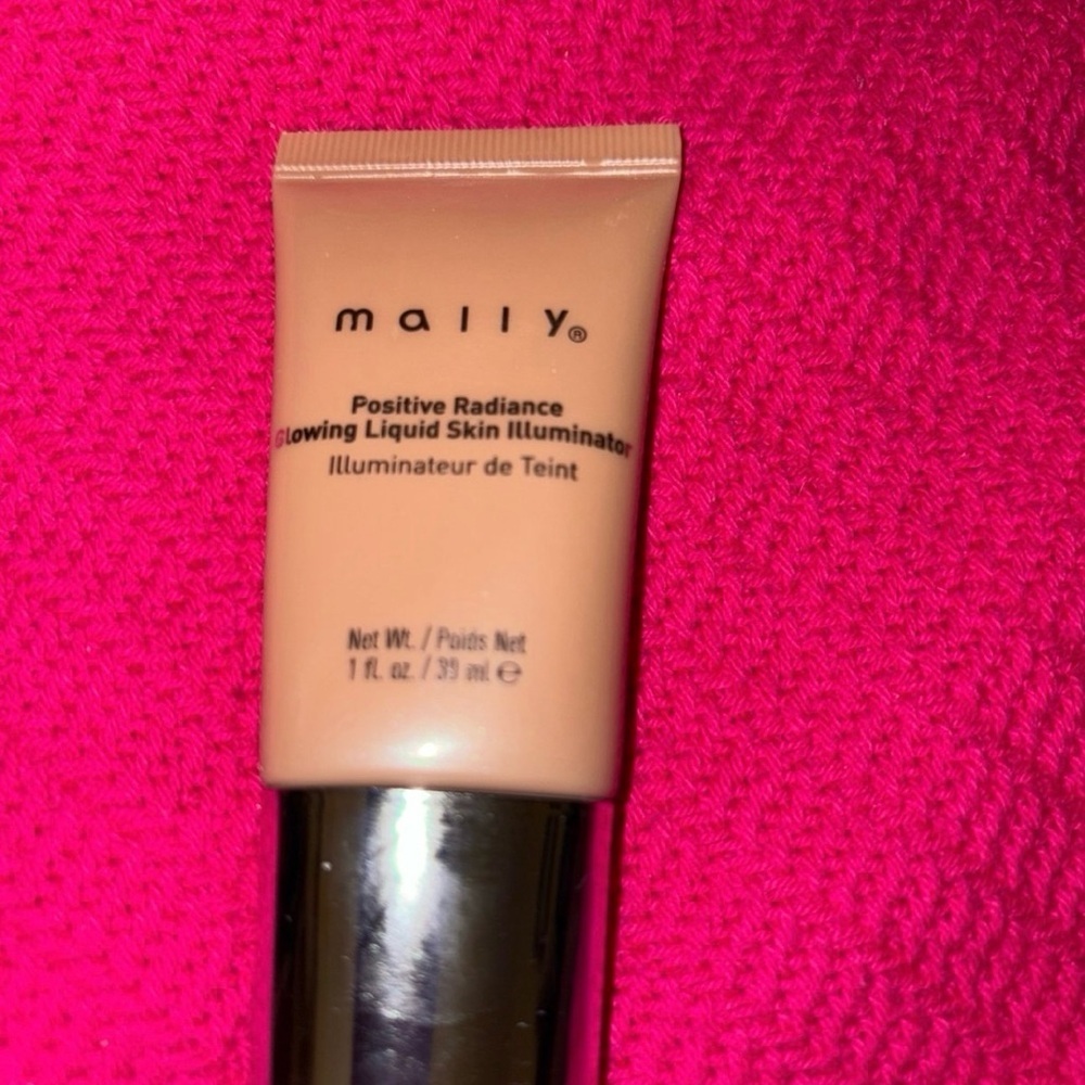 Mally Beauty Positive Radiance Glowing Liquid Skin Illuminator - Cream